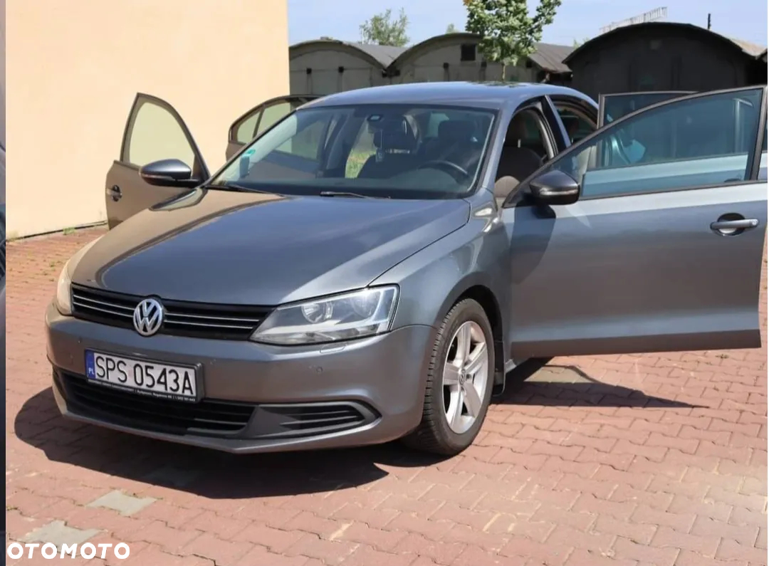 Volkswagen Jetta 1.6 TDI DPF Comfortline - 15