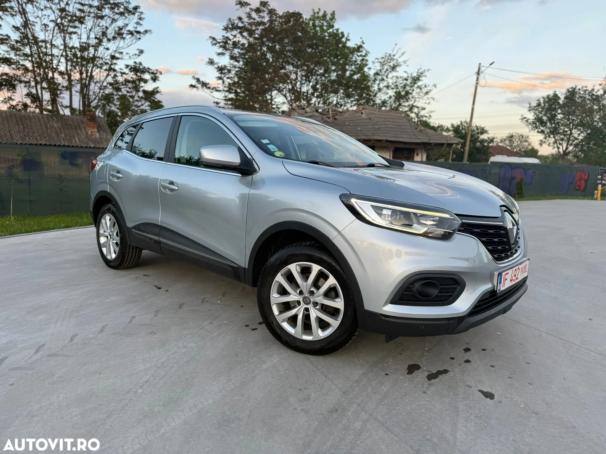 Renault Kadjar BLUE dCi 115 BUSINESS EDITION - 8