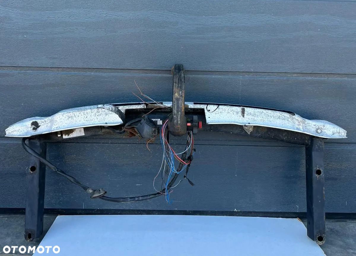 HAK HOLOWNICZY WESTFALIA - AUDI A4/B6, B7 AVANT - 1
