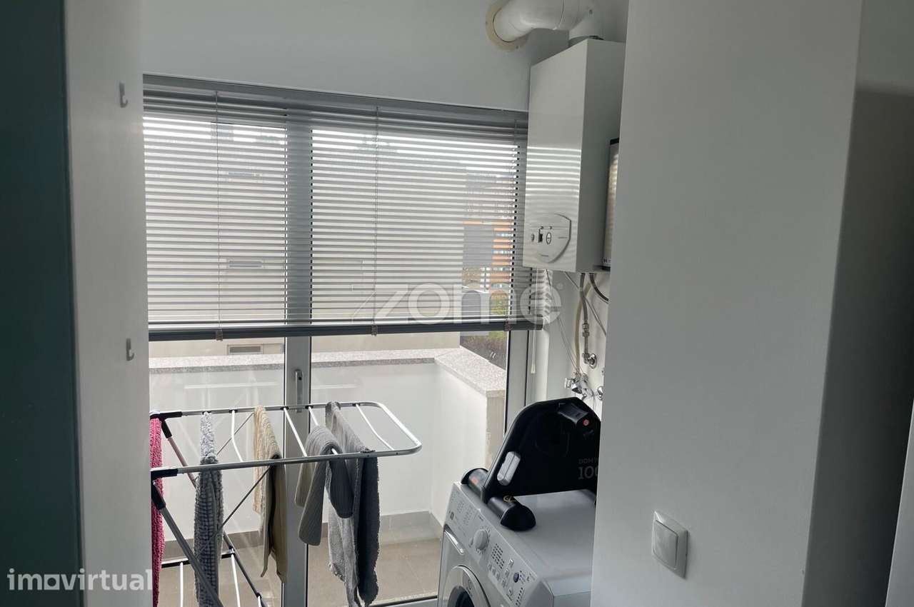 Apartamento T1 mobilado para arrendamento no Candal - Grande imagem: 4/20