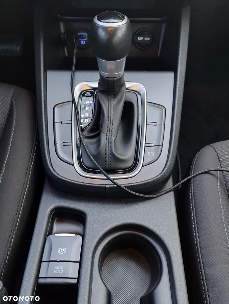 Hyundai Kona - 11