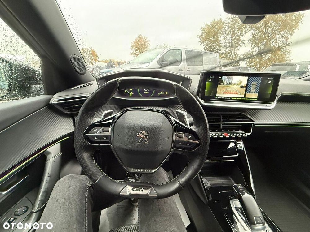 Peugeot 2008 - 17