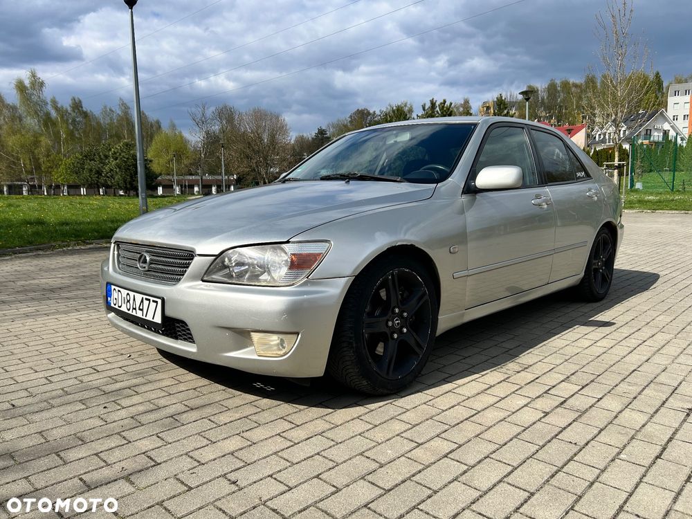 Lexus IS 200 Classic - 1