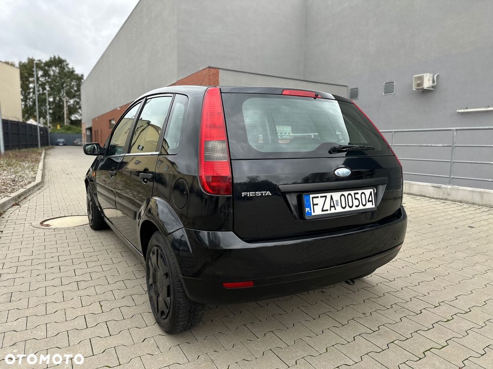 Ford Fiesta 1.3 - 4