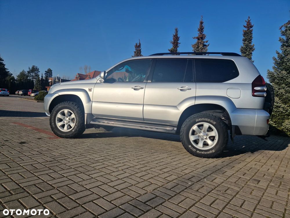 Toyota Land Cruiser - 9