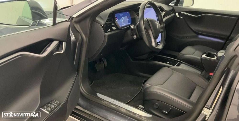 Tesla Model S 75D - 6
