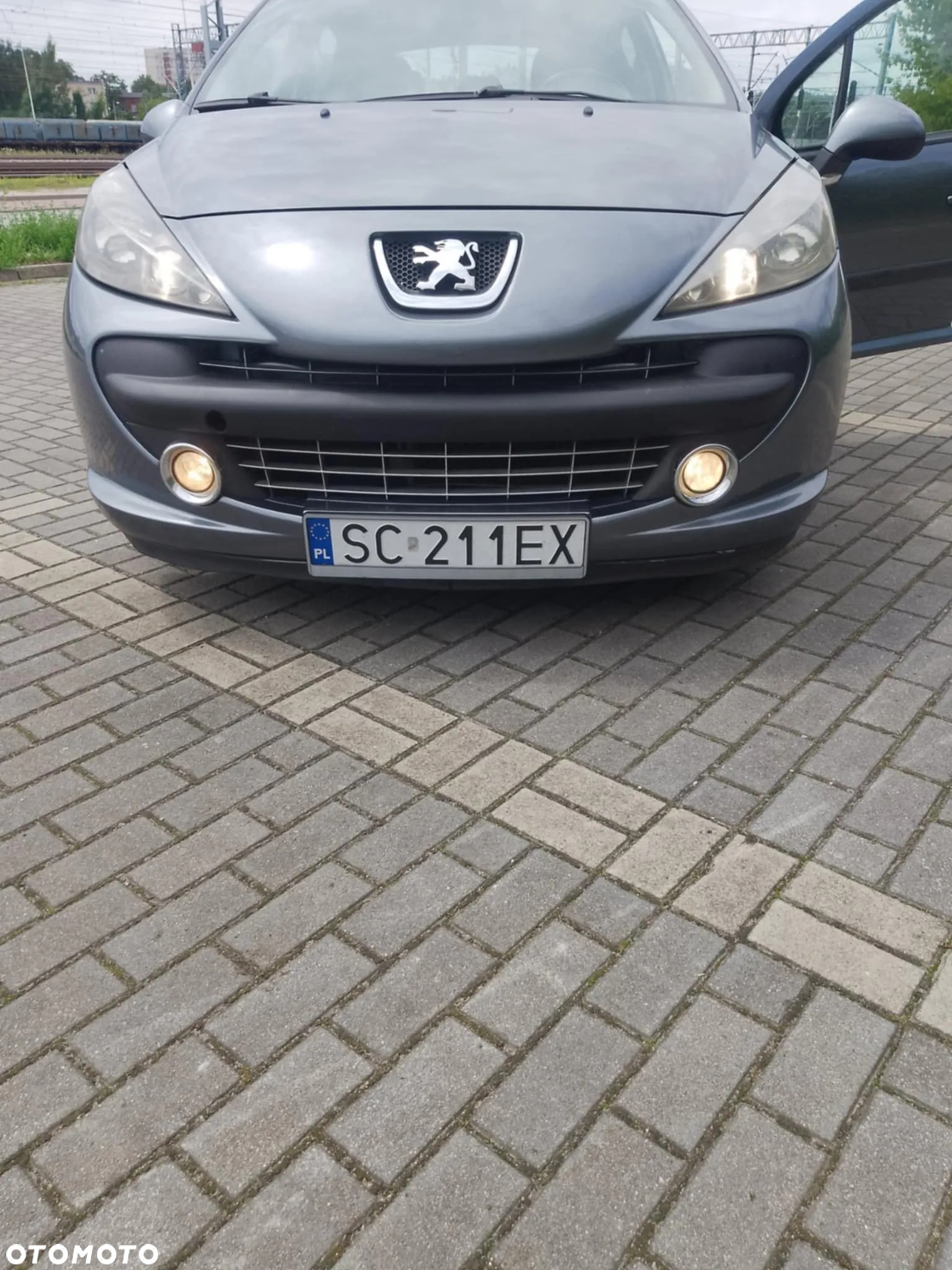 Peugeot 207 1.4 16V Sporty - 3