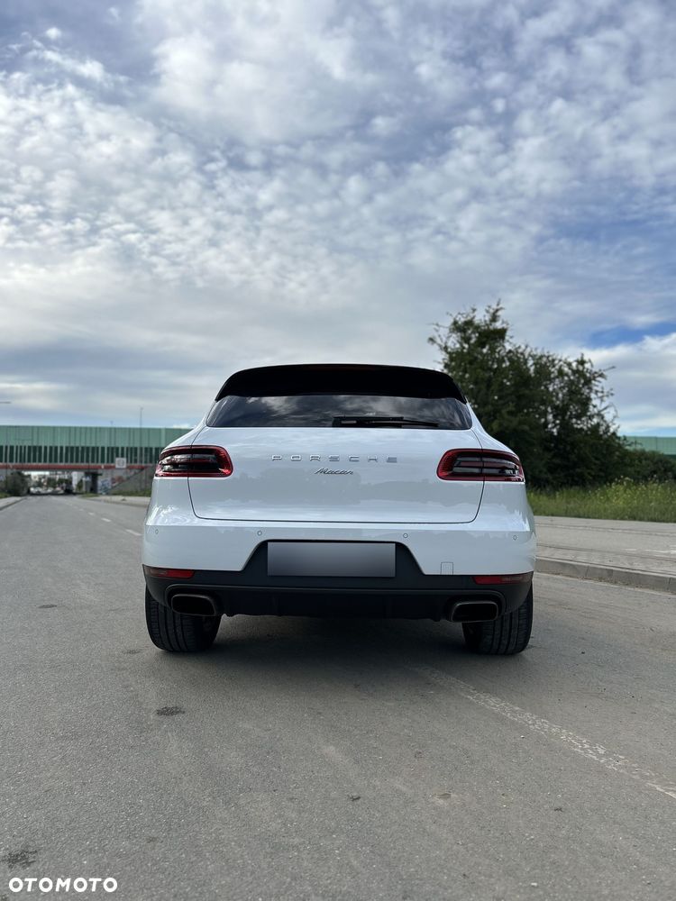 Porsche Macan - 10