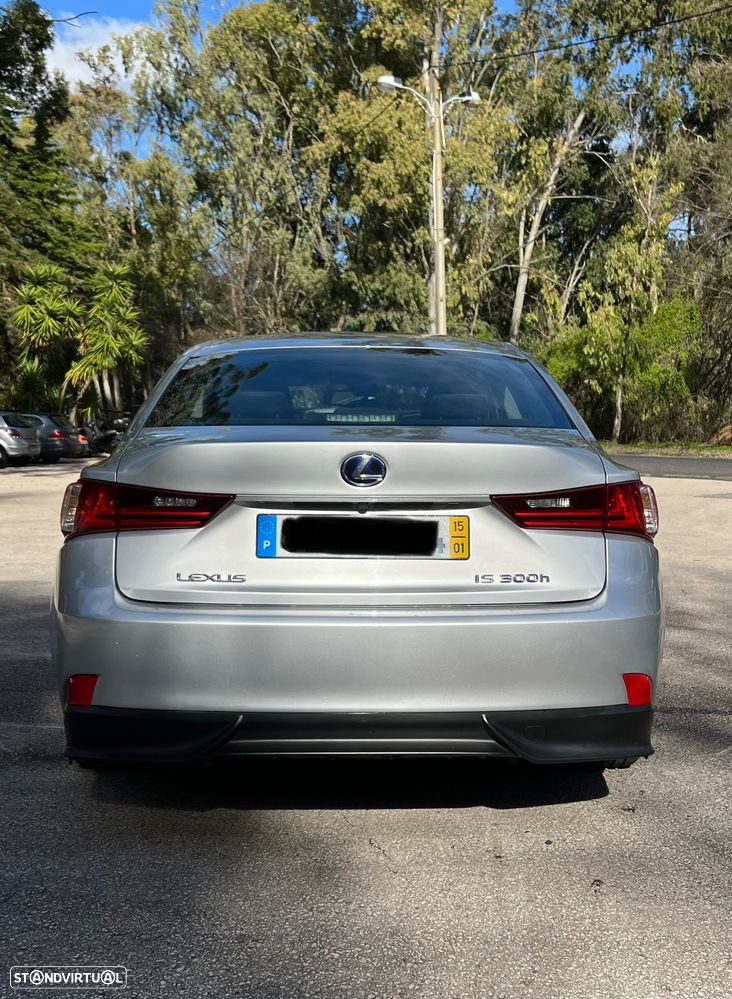 Lexus IS 300H Executive+ - 4