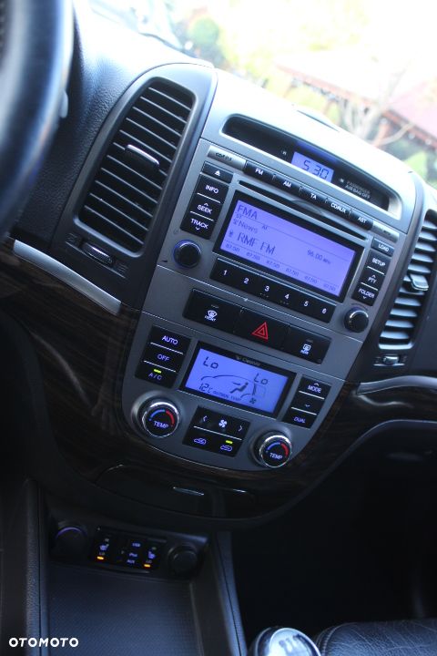 Hyundai Santa Fe - 26