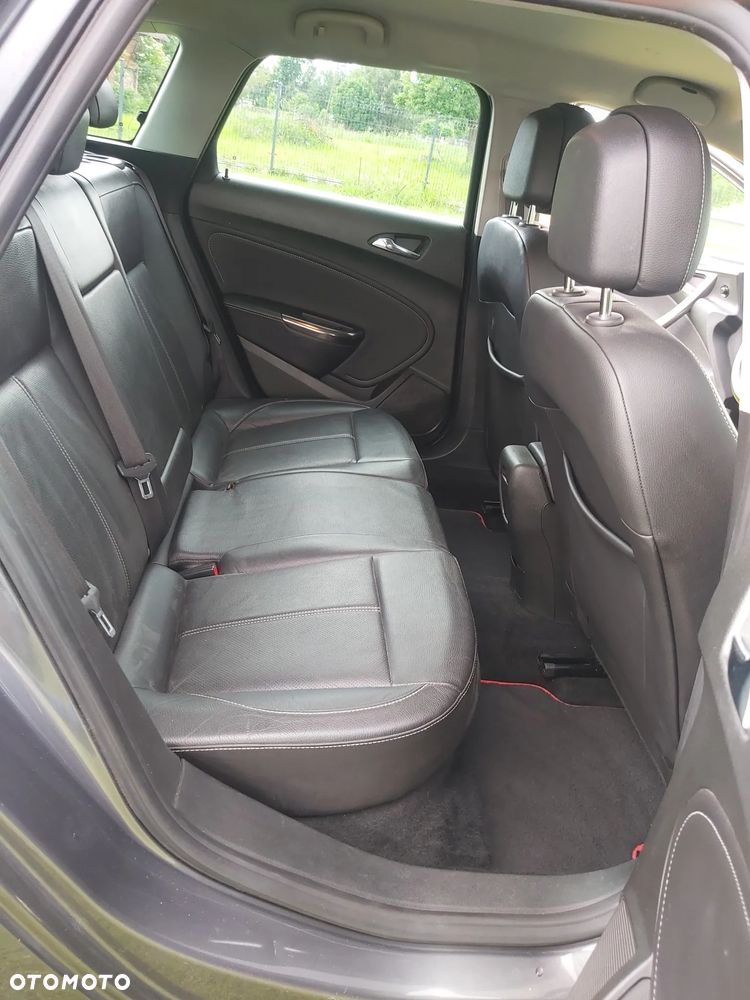 Opel Astra 1.4 Turbo Cosmo - 35