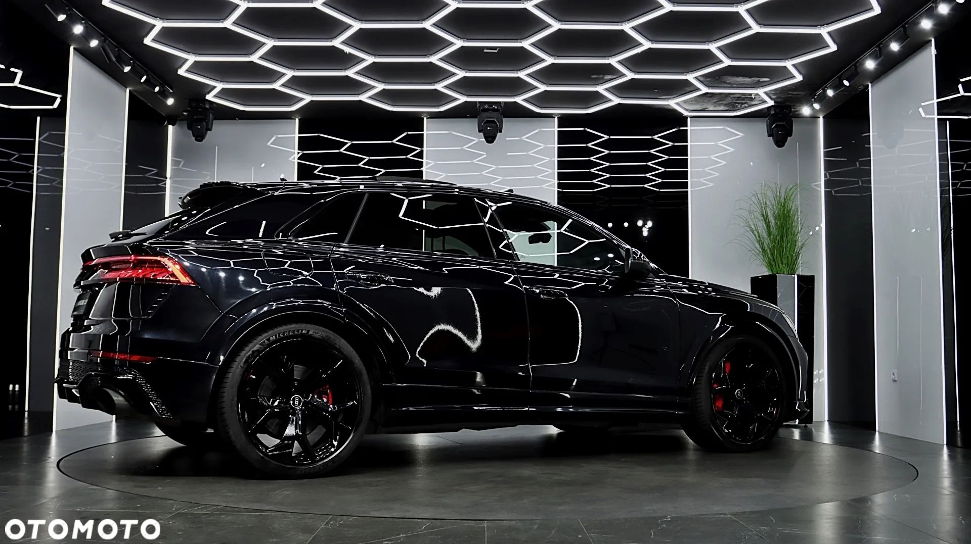 Audi RS Q8 RSQ8 TFSI Quattro Tiptronic - 11