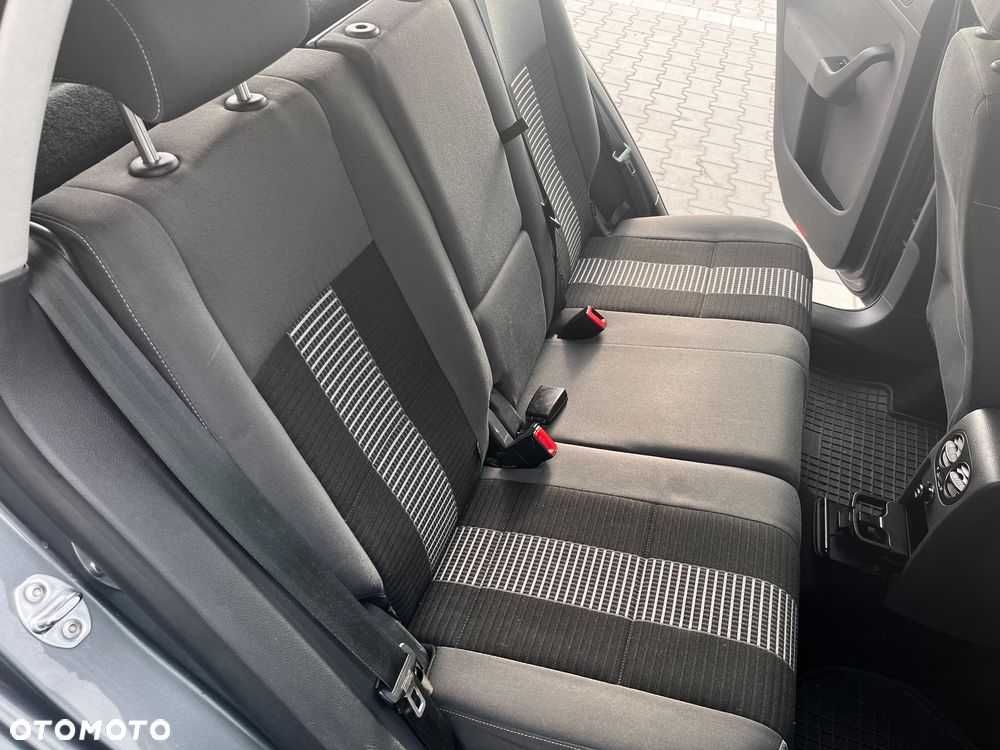 Volkswagen Golf Plus 1.9 TDI DPF United BlueMotion - 16