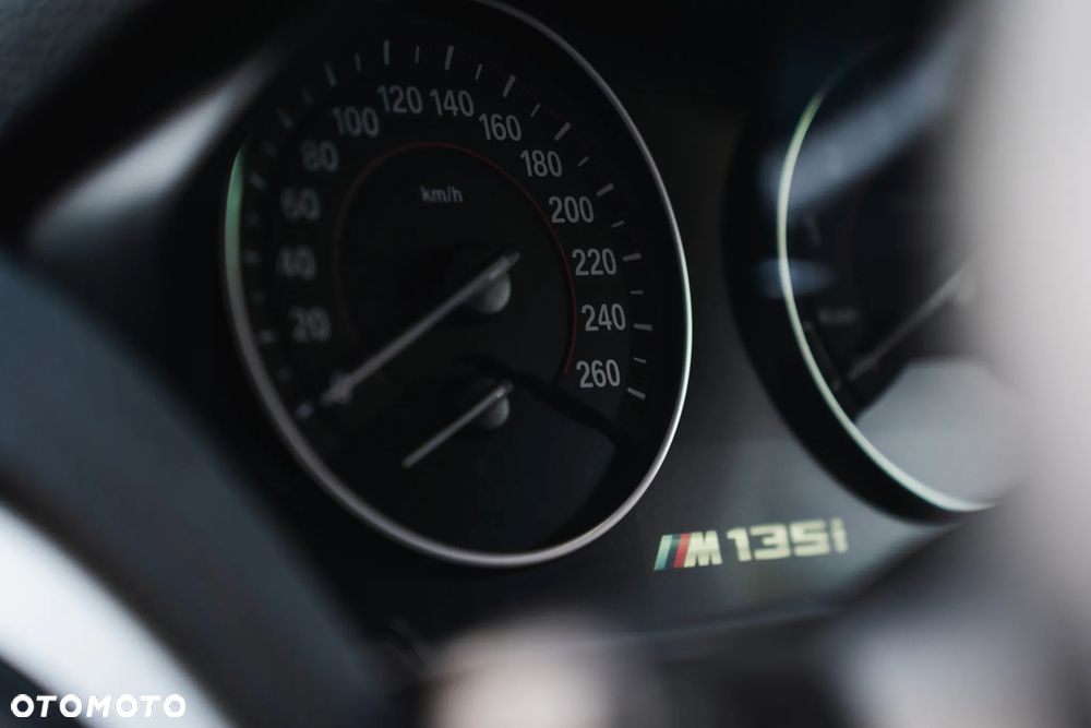 BMW Seria 1 - 16
