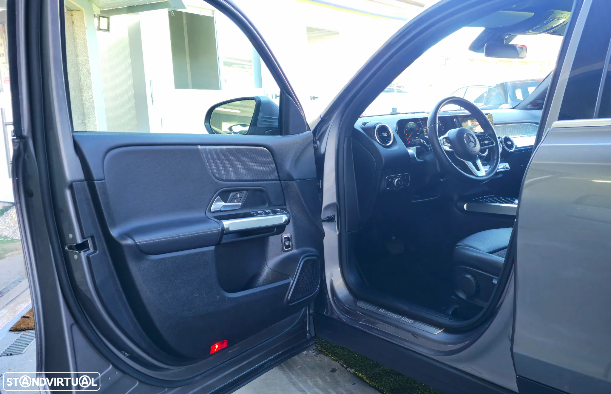 Mercedes-Benz GLB 180 d Progressive - 12