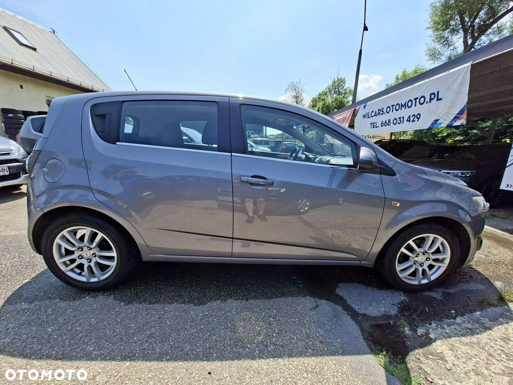 Chevrolet Aveo 1.6 LTZ - 6