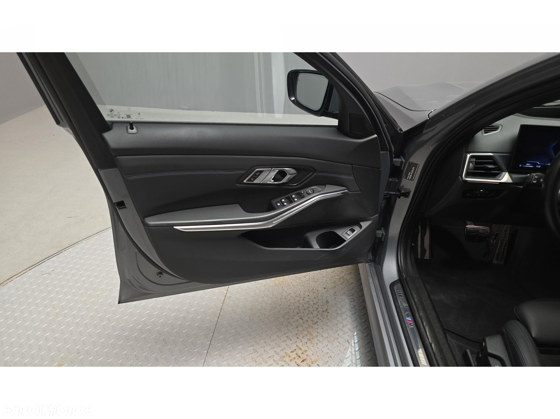 BMW Seria 3 320d M Sport sport - 17