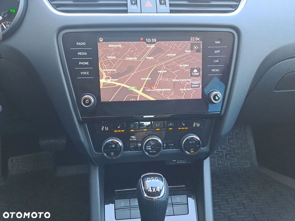 Skoda Octavia 2.0 TDI Style DSG - 18