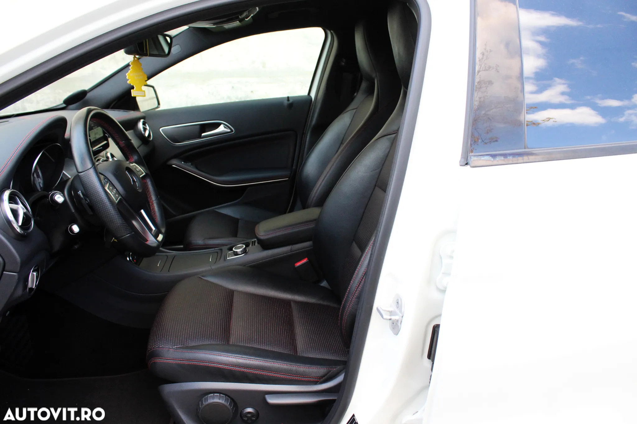 Mercedes-Benz GLA 220 CDI 4Matic 7G-DCT AMG Line - 8