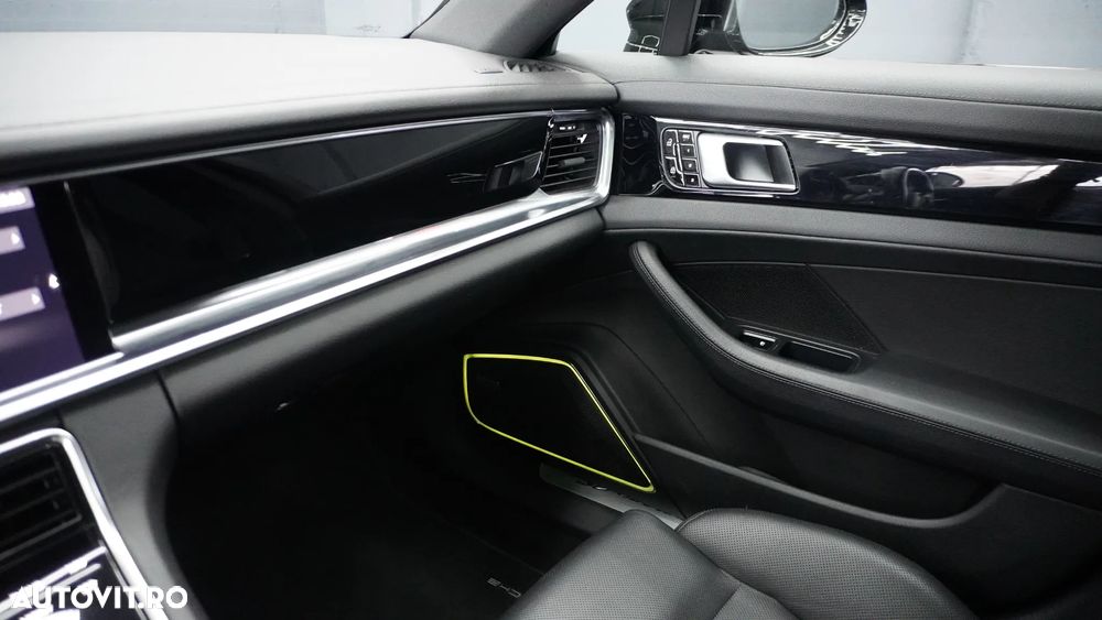 Porsche Panamera 4S E-Hybrid Executive - 30