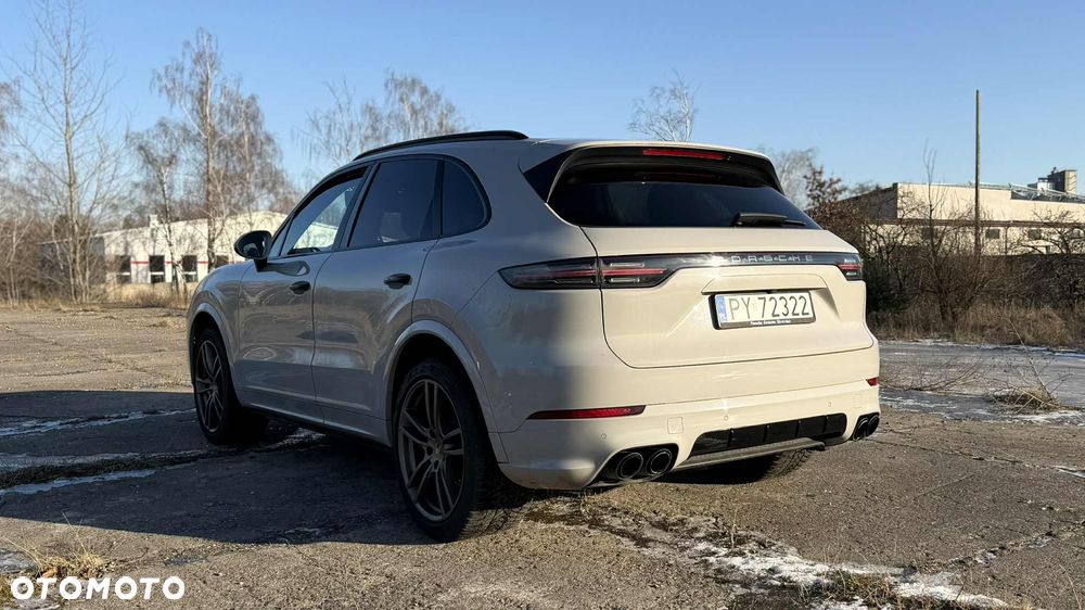 Porsche Cayenne Tiptronic S - 14