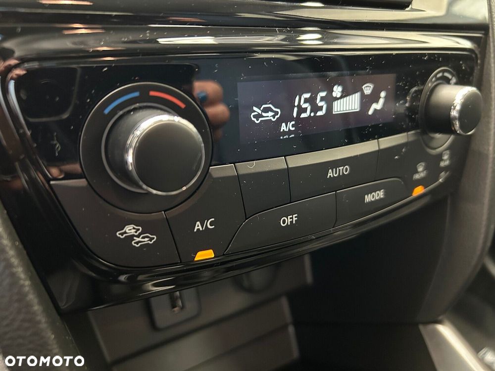 Suzuki Vitara 1.4 Boosterjet mHEV Elegance 2WD - 13