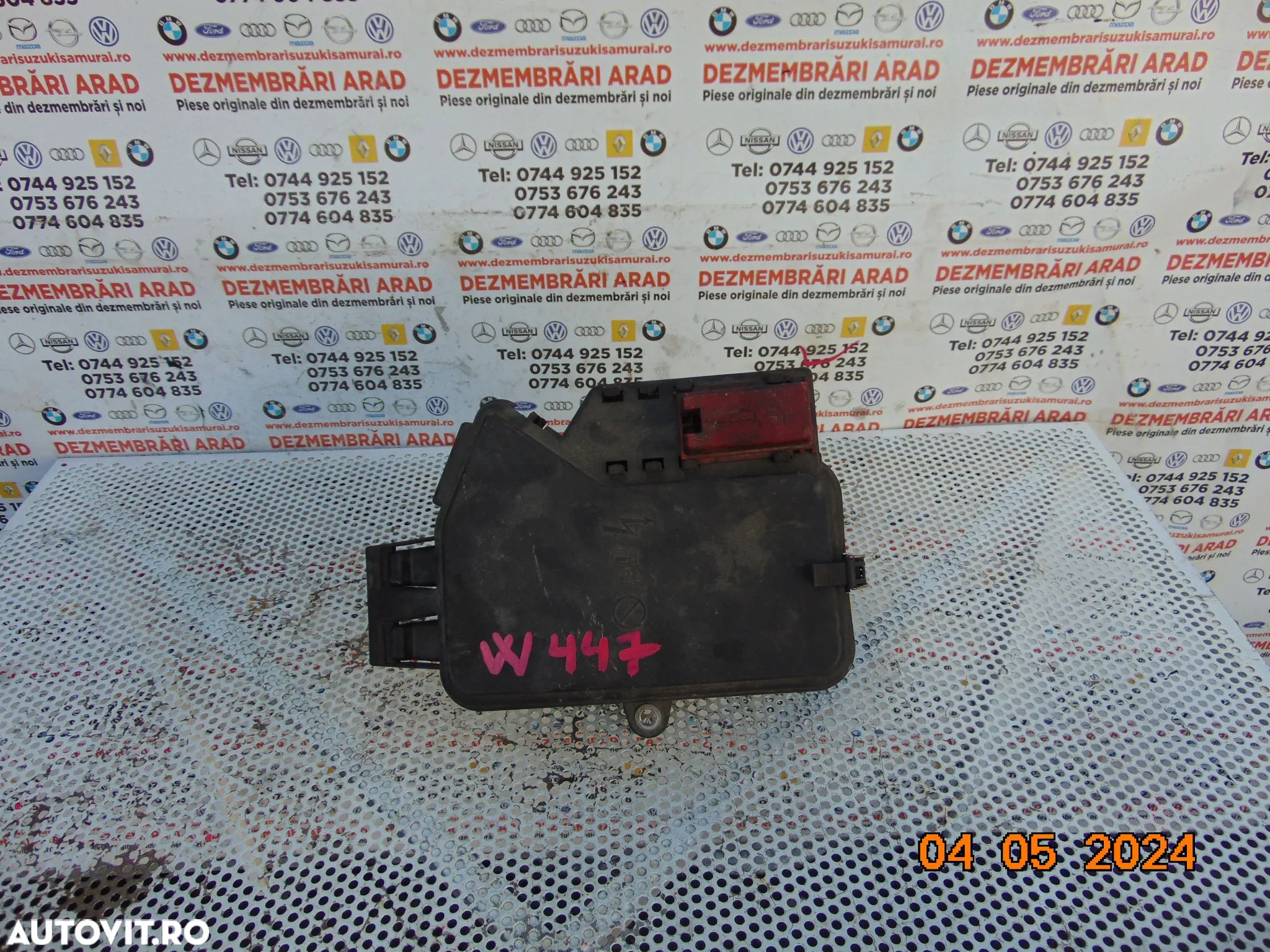 Carcasa panou sigurante Mercedes Vito w447 viano v class cod a - 1