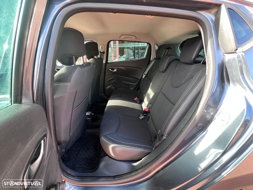 Renault Clio 0.9 TCe Limited Bi-Fuel - 6