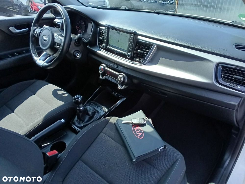 Kia Rio - 7