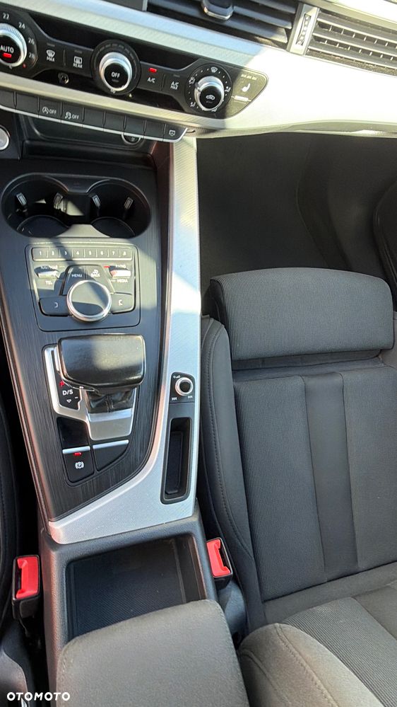 Audi A4 Avant 2.0 TDI S tronic - 15