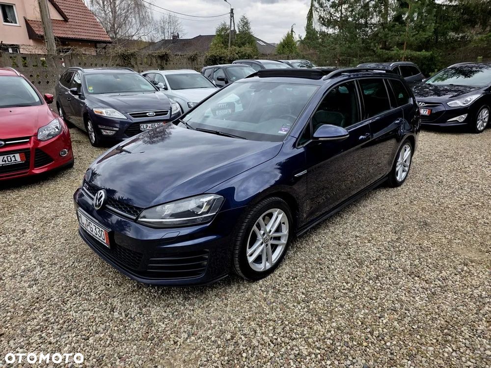 Volkswagen Golf - 3