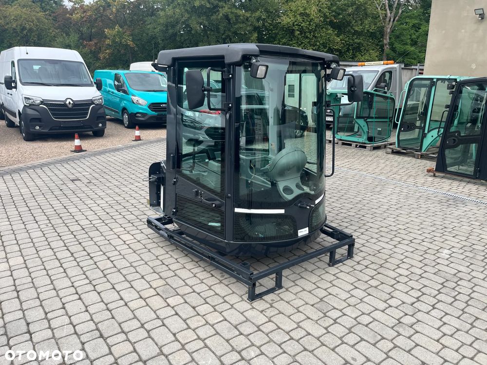 KABINA  MINI KOPARKA ŁADOWARKA Schäffer SK31 BOBCAT GIANT AVANT 11787netto - 3