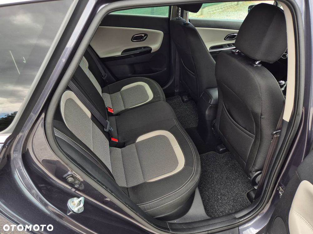 Kia Ceed 1.6 CRDi 136 ISG Platinum Edition - 30