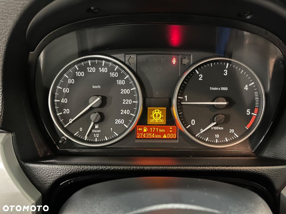 BMW Seria 3 318d DPF Edition Sport - 21