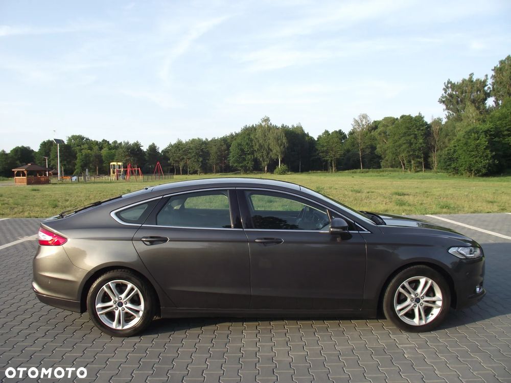 Ford Mondeo 2.0 TDCi Titanium PowerShift - 36