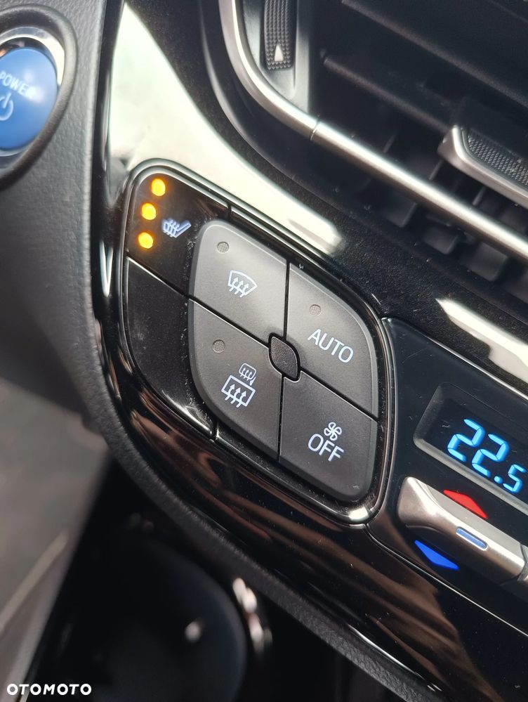 Toyota C-HR Business-Edition - 4