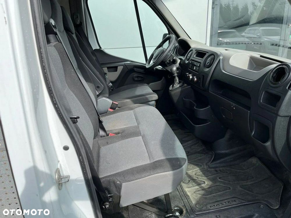 Renault Master - 10