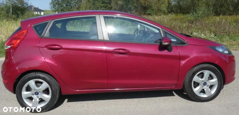 Ford Fiesta - 10