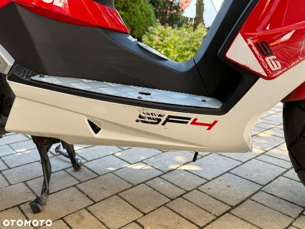 Peugeot Speedfight - 8