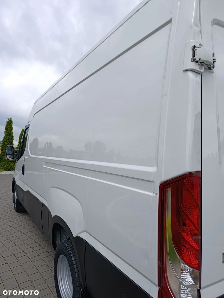 Iveco 35c17 Daily - 28