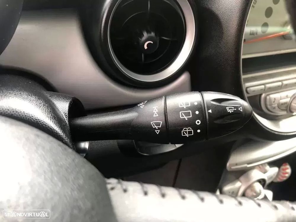 MINI 3 Portas Cooper D - 16