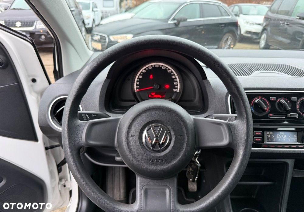 Volkswagen up! - 14