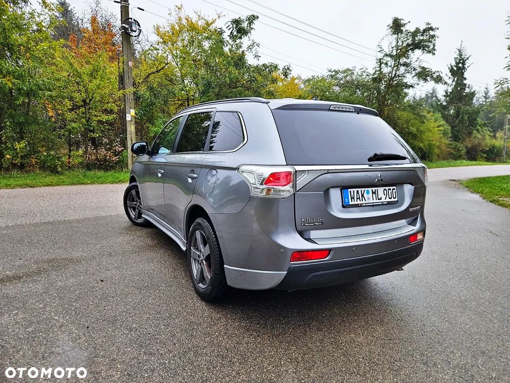 Mitsubishi Outlander 2.0 2WD Diamant Edition - 13