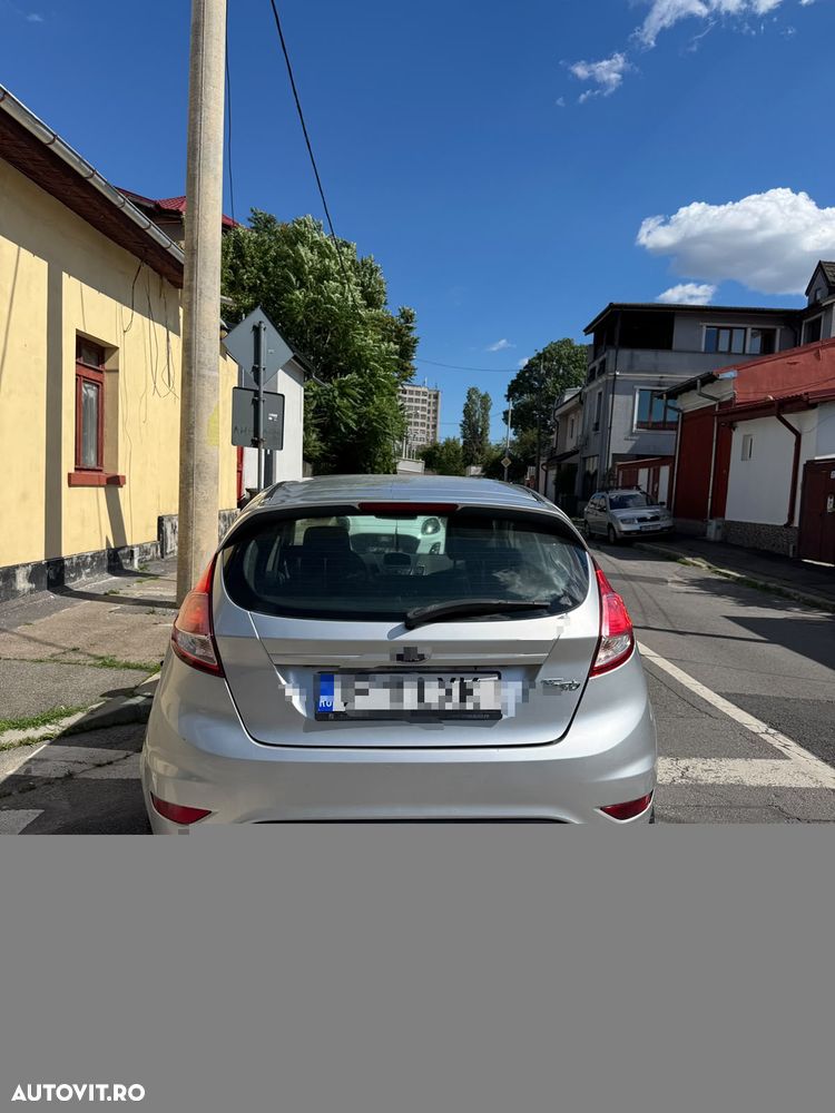 Ford Fiesta 1.5 TDCi Trend - 11