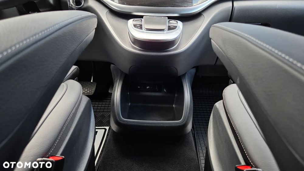 Mercedes-Benz Klasa V 250 d lang 9G-TRONIC Avantgarde - 15
