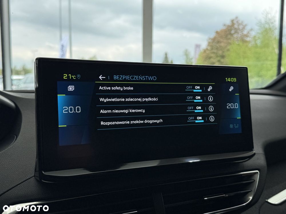 Peugeot 3008 1.6 PureTech Hybrid PHEV Allure Pack S&S EAT8 - 37
