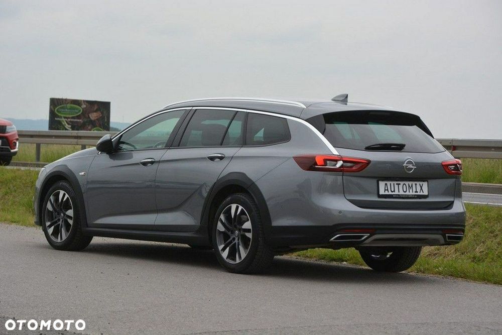 Opel Insignia Sports Tourer 2.0 Direct Inj Trb 4x4 Innovation - 4