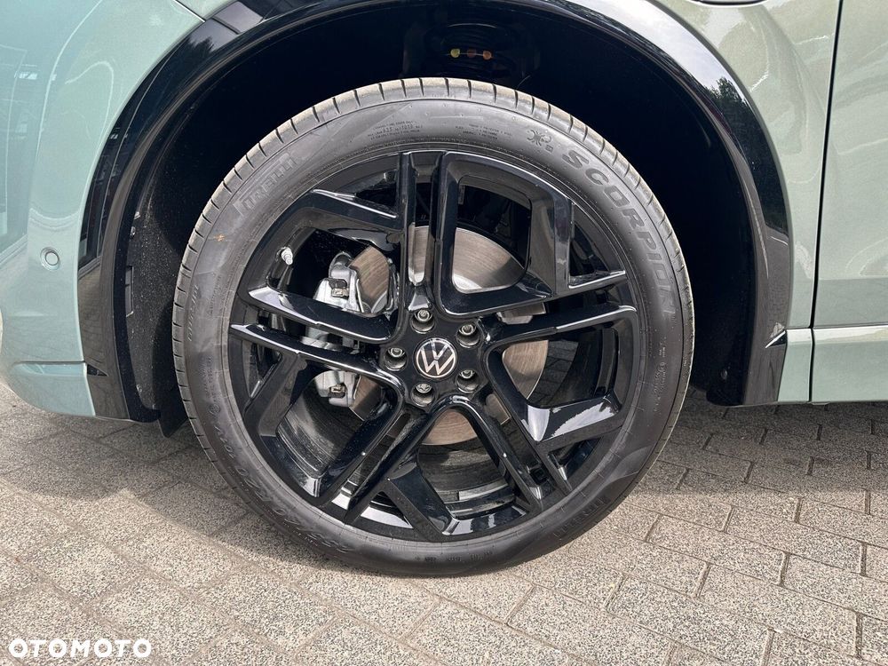 Volkswagen Tiguan - 33