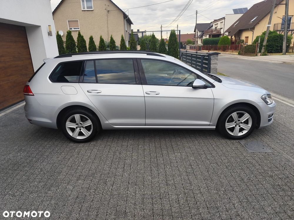 Volkswagen Golf 2.0 TDI BlueMotion Technology Edition - 6