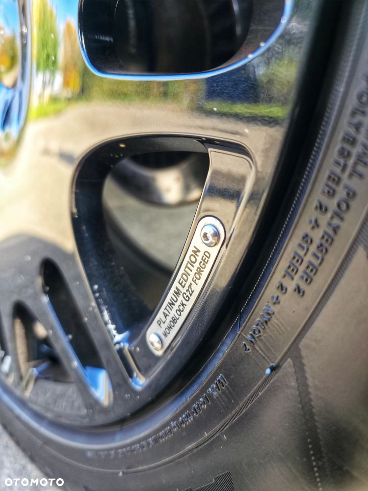 Mercedes-Benz Klasa G AMG 63 - 24